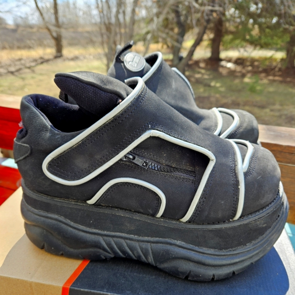 Demonia Neptune 32 Platform Sneakers